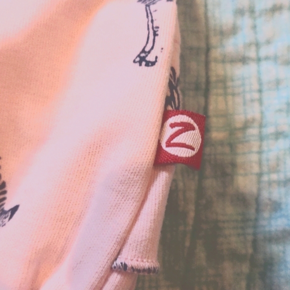 Pink Ruffle bum Zebra onesie, Zutano 6 months - Picture 3 of 7